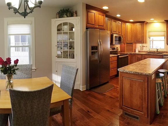 Dining / Kitchen 