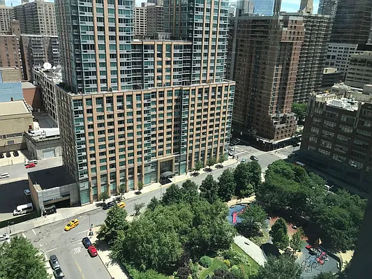 Rented by Windsor Property Management | media 7