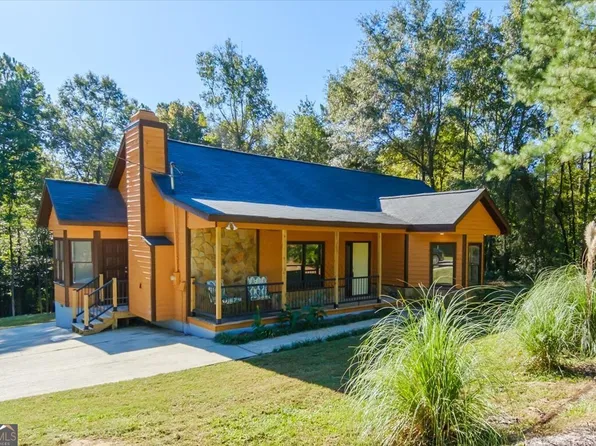 205 Long Leaf Trl, Byron, GA 31008