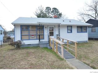 822 Fort Henry St, Petersburg, VA