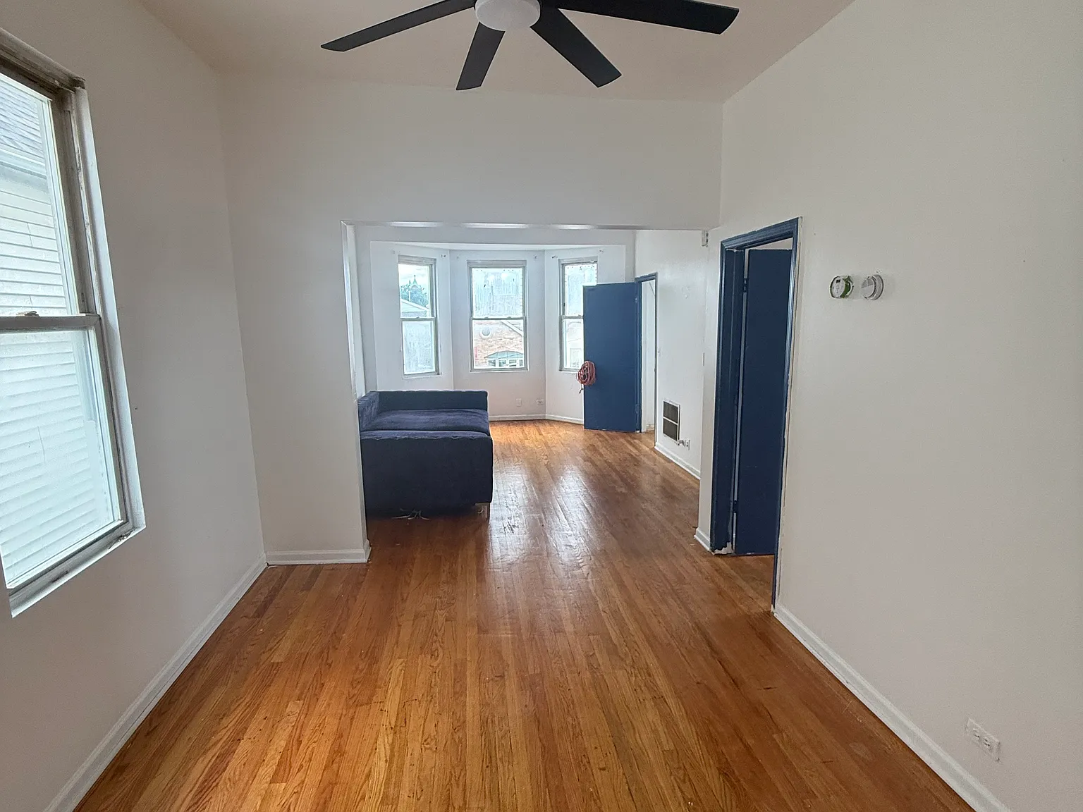 2 bed, 1100 sqft, $1,850 — Photo 2
