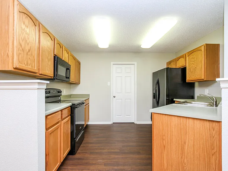 14384 Black Farm Dr — Photo 6