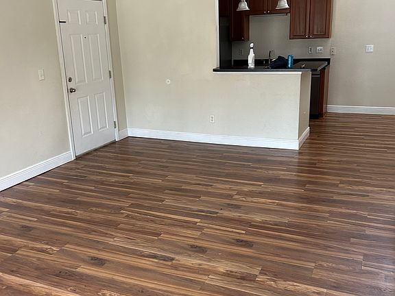 3rd image of 155 Pearl Lake Cswy Unit 206