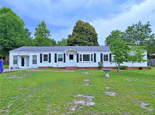 1921 Middle Rd, Eastover, NC 28312