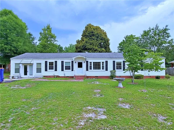 1921 Middle Rd, Eastover, NC 28312