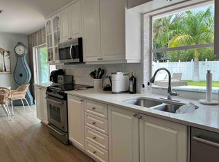 243 NW 11th St, Boca Raton, FL 33432