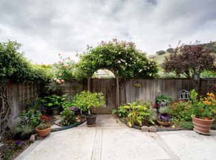 19102 Creekside Pl, Salinas, CA 93908