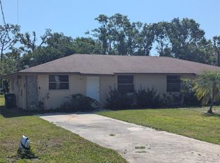 1011 Hagle Park Rd, Bradenton, FL 34212