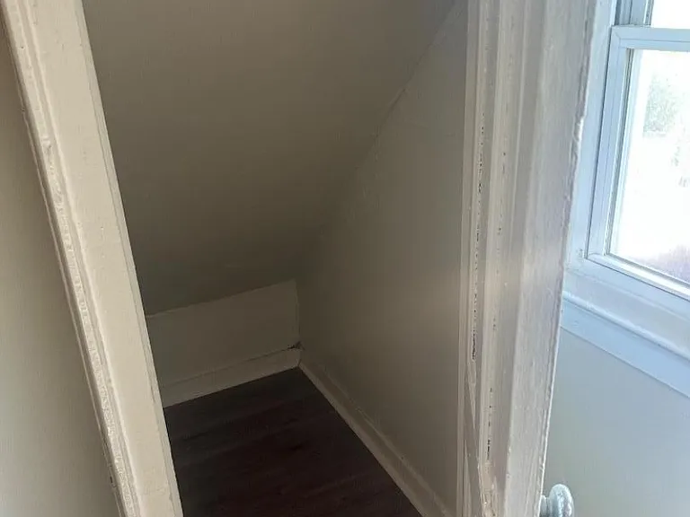 452 Alden St #1 — Photo 5