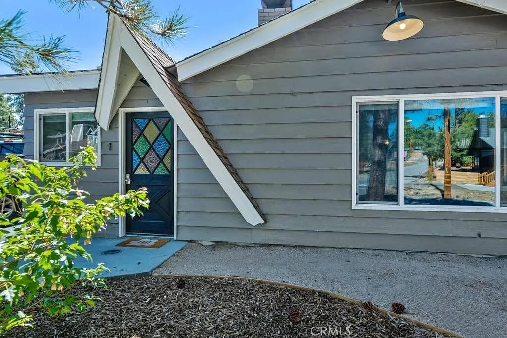 2 bed, 650 sqft, $1,650 — Photo 2