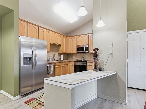 2nd image of 2133 Krisron Rd #E302