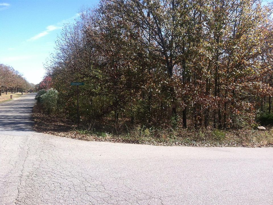 2nd image of 12 Wildwood Dr