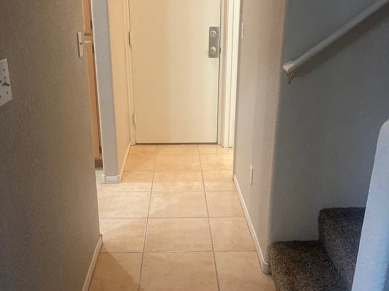 10024 Via Toro Ave — Photo 12
