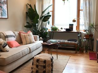 1624 W Le Moyne St #1F, Chicago, IL 60622