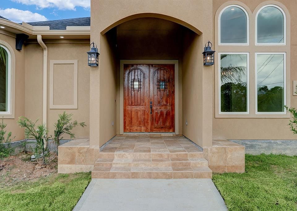 502 Amalfi Dr, Kemah, TX 77565 MLS 6763551 Zillow