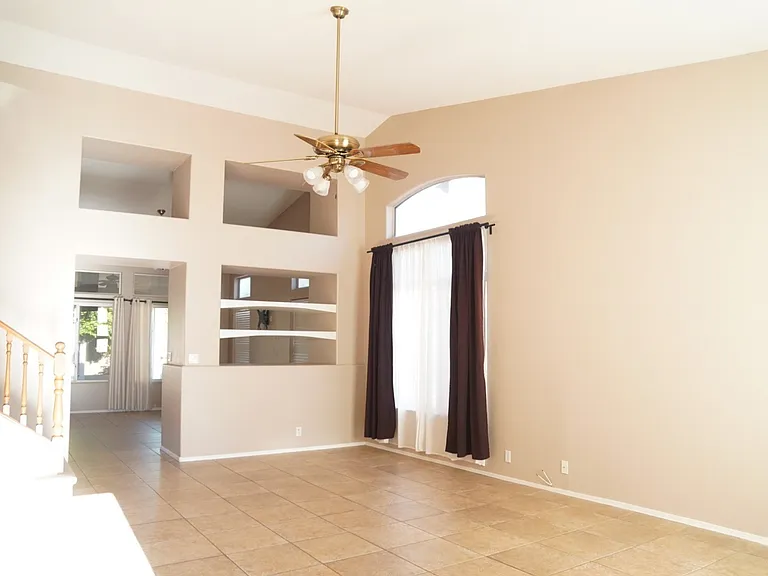 1231 N Firehouse Ct — Photo 4