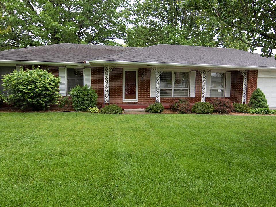 1st image of 718 Briarwood Dr