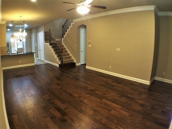 2nd image of 10524 Steinbeck Ln
