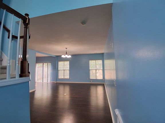 4th image of 1604 Corwith Dr #1604