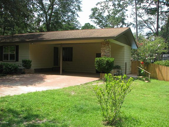 3rd image of 2977 Dogwood St