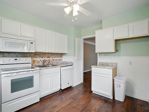 2nd image of 1024 Morado Dr