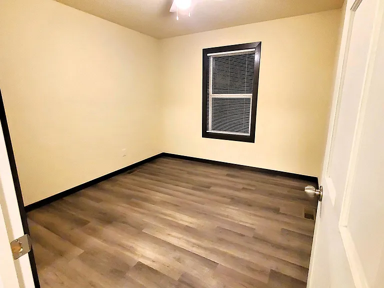 301 S Wasson Ln #D — Photo 13