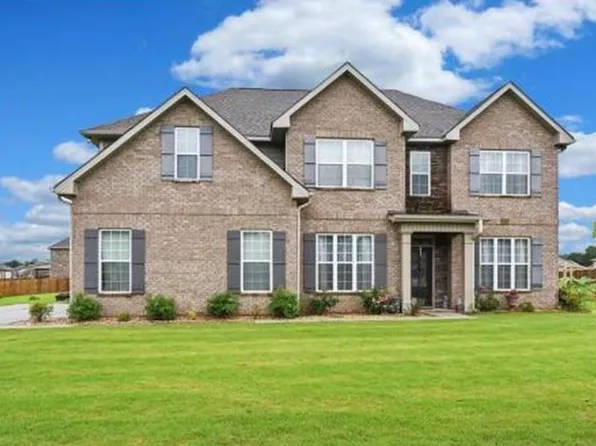 1110 Flatts Trce SW, Cullman, AL 35055