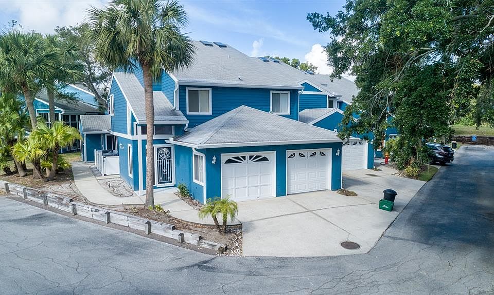 1st image of 2103 Oak Cir