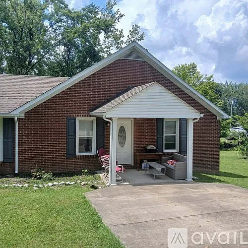 2213 Rose St — Photo 1