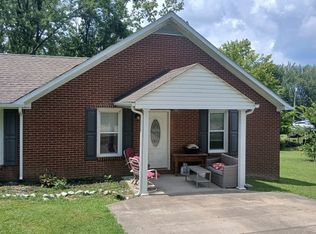2213 Rose St #B, Westmoreland, TN 37186