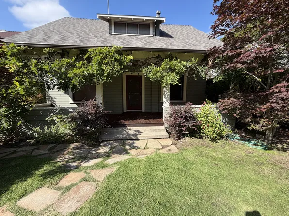 1520 Bath St, Santa Barbara, CA 93101