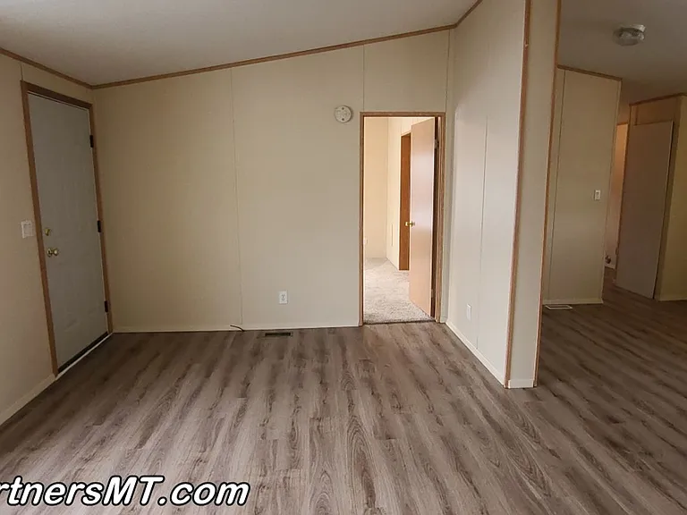115 Sunlight Ave — Photo 3