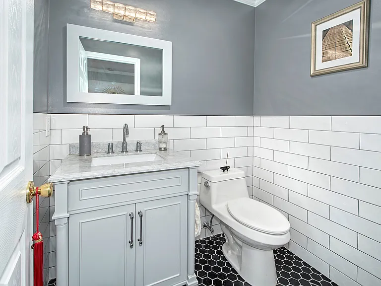 130 Wappanocca Ave — Photo 7