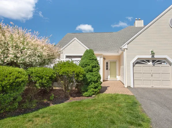 11 Southwick Court North #11, Milford, CT 06461