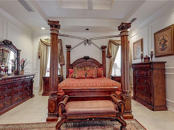 5th image of 2201 Emerald Oaks Ct