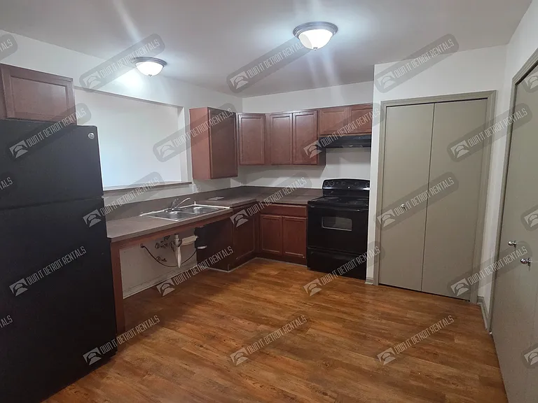 15887 Muirland St — Photo 18