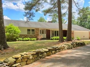 314 Pleasant St, Dunstable, MA 01827