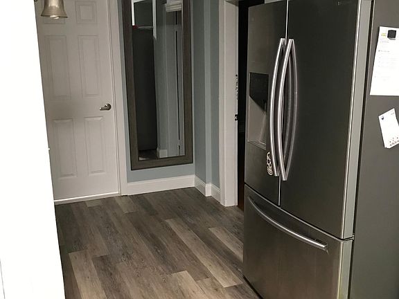 Kitchen/hallway