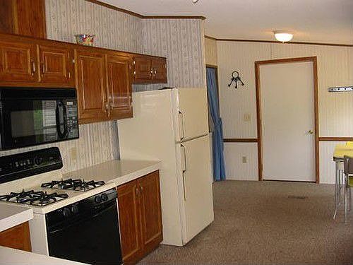 5th image of 1736 106th Ave