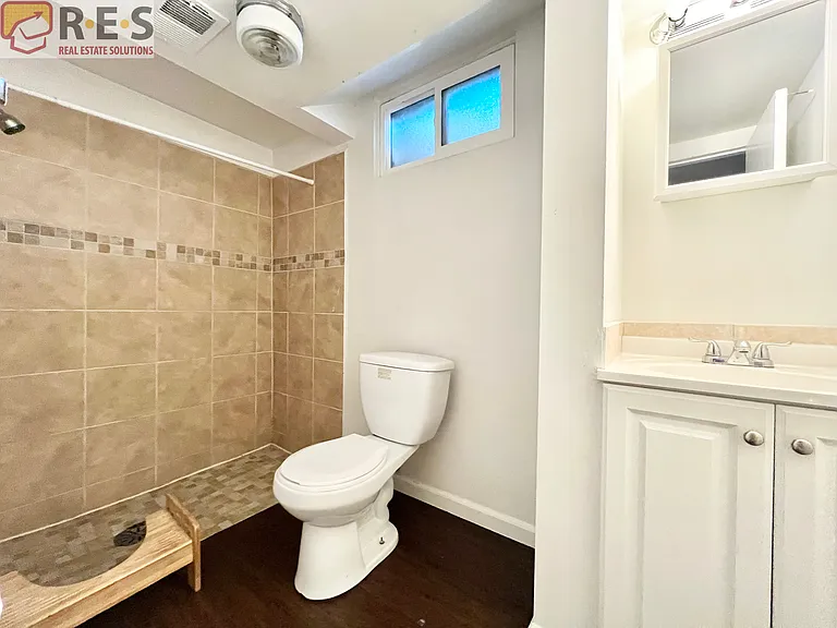 2021 W 82nd Pl — Photo 12