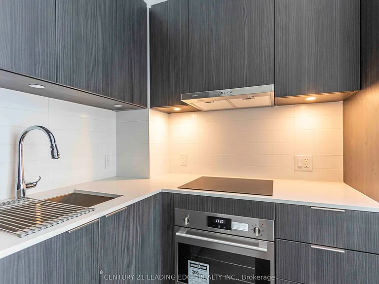 8 Olympic Garden Dr #S902 — Photo 27