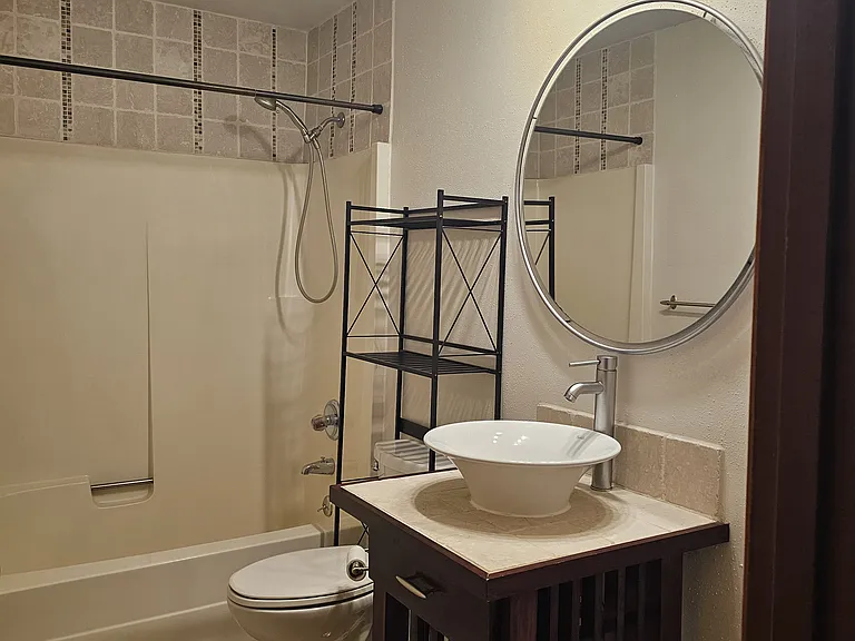 3016 SW Carolina St — Photo 25