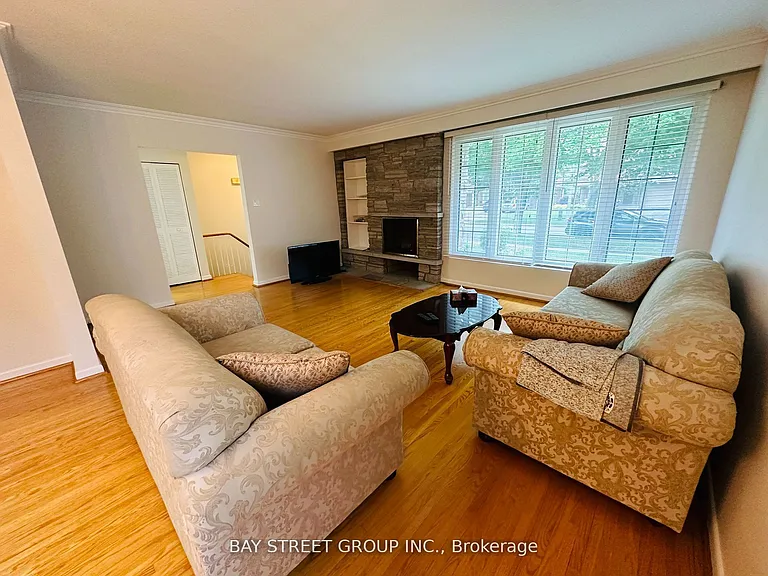 17 Kilkenny Dr #MAIN — Photo 4