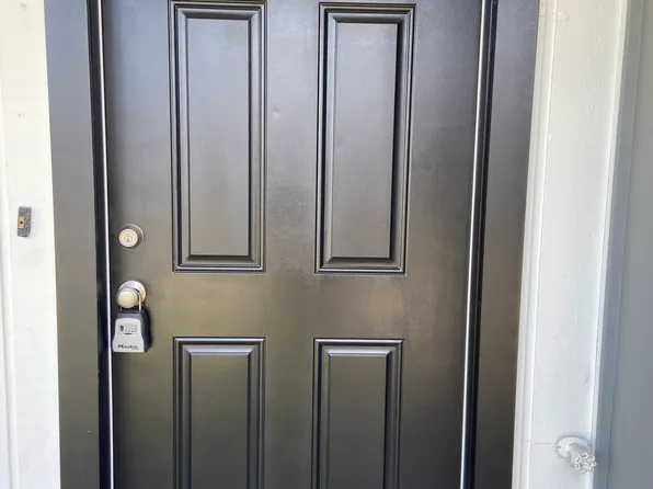 1422 Rainier Dr Unit 8, Tacoma, WA 98466