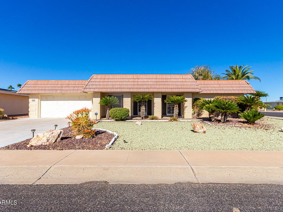 1st image of 10702 W Hibiscus Dr