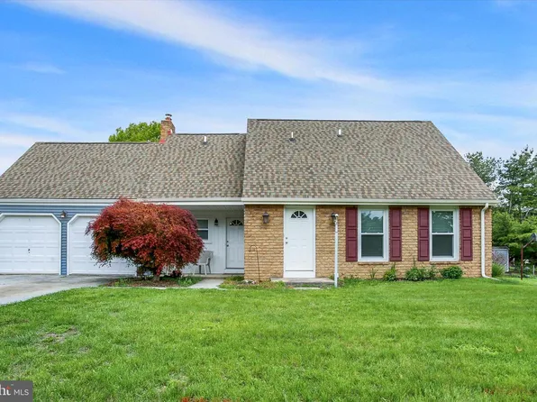 429 N Scenic Rd, Harrisburg, PA 17109