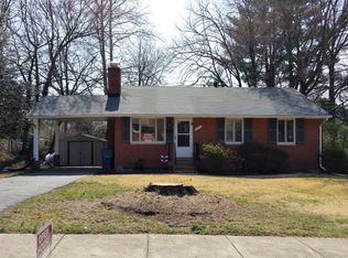 7707 Weber St, Annandale, VA 22003