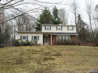 14 Ullman Ter, Monsey, NY 10952
