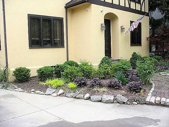 4th image of 2469 S Patterson Blvd