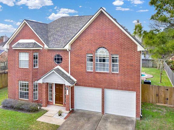 2nd image of 4234 Royal Manor Dr